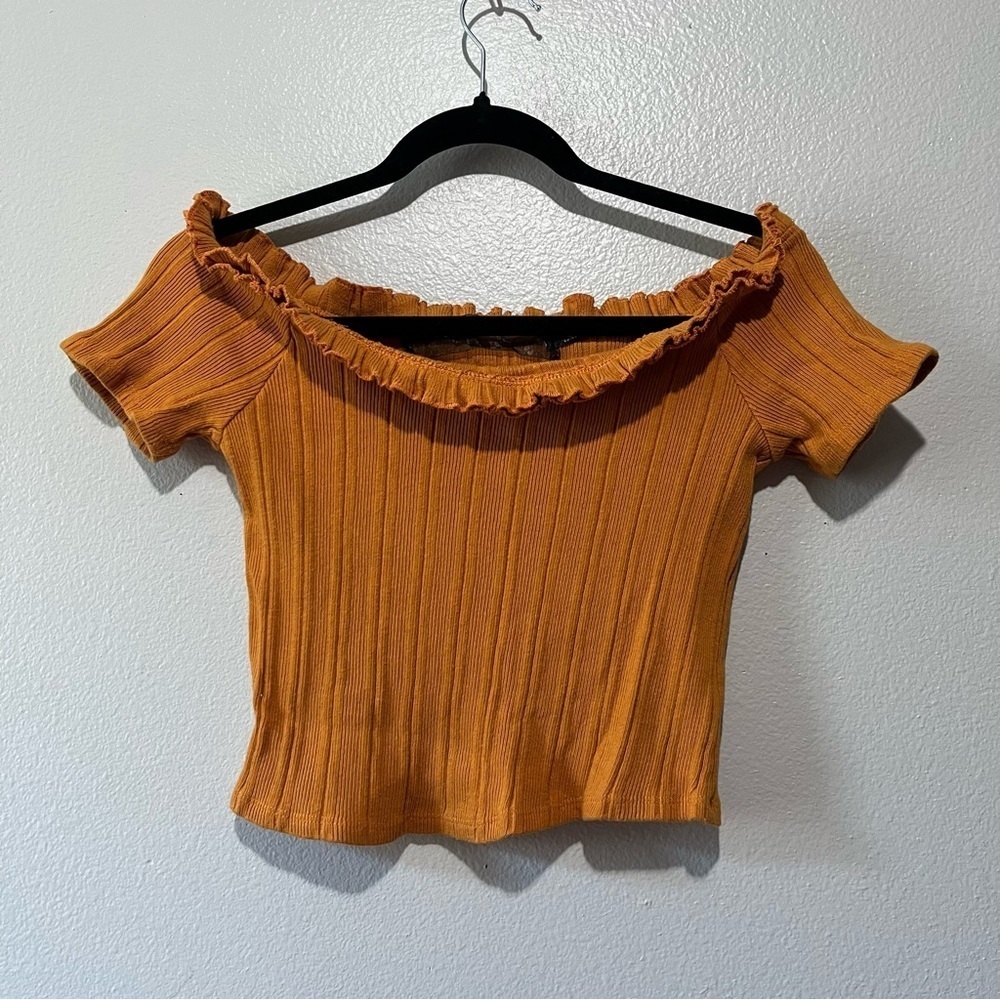 CODE MODE- Off The Shoulder Ribbed Orange Crop Top